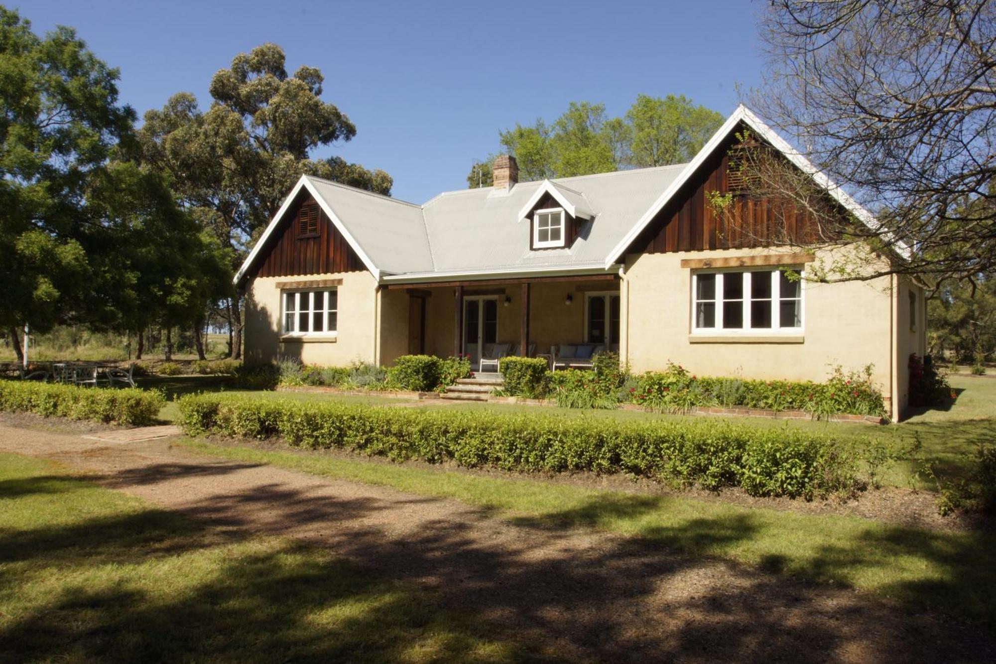 The Carriages Boutique Hotel And Vineyard Pokolbin Exterior photo