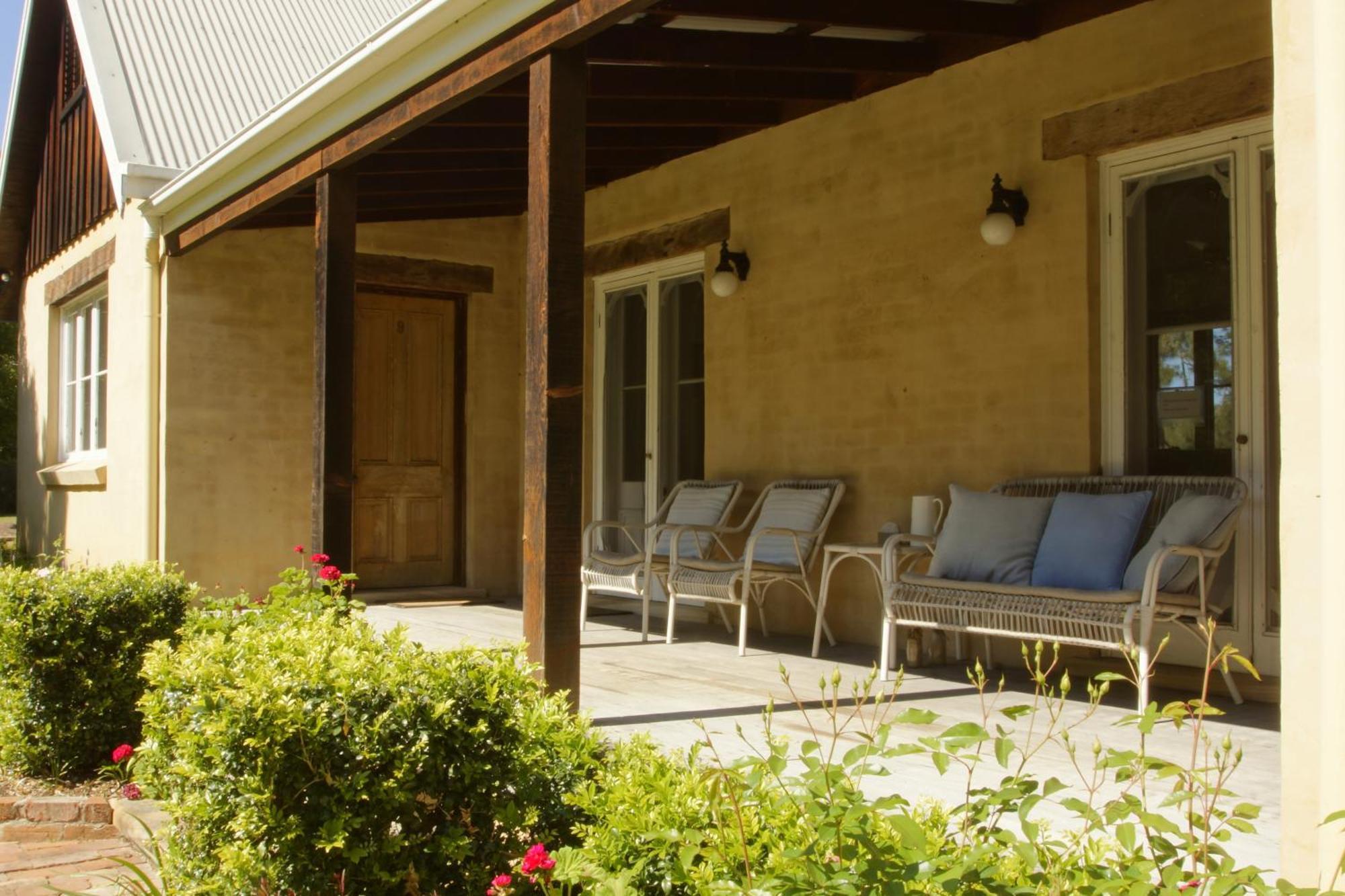 The Carriages Boutique Hotel And Vineyard Pokolbin Exterior photo