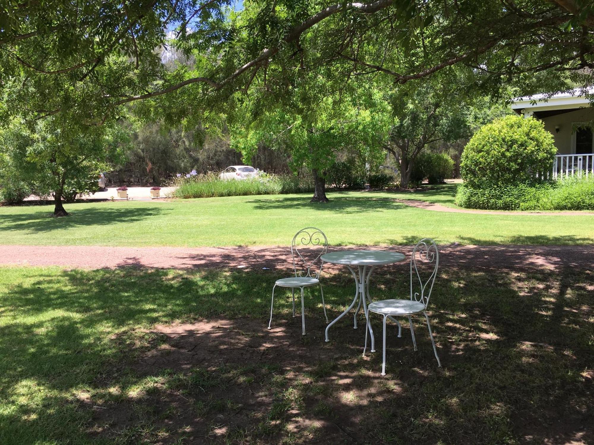 The Carriages Boutique Hotel And Vineyard Pokolbin Exterior photo