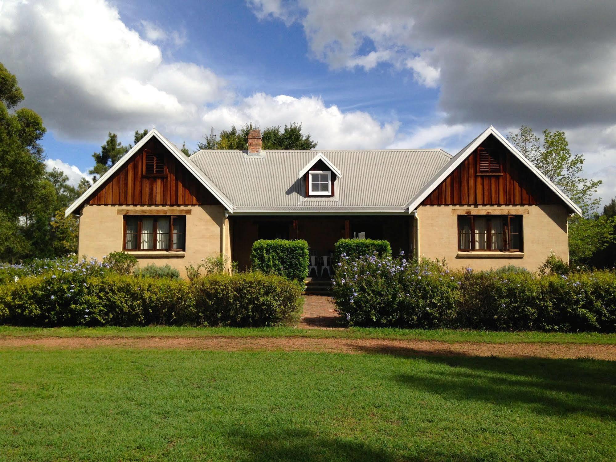 The Carriages Boutique Hotel And Vineyard Pokolbin Exterior photo